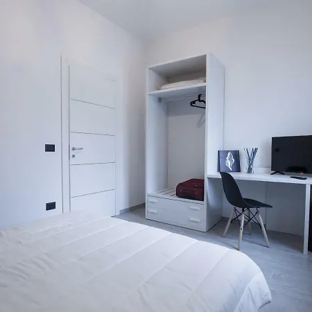 Alto Salento - Pool And Sun Bed & Breakfast