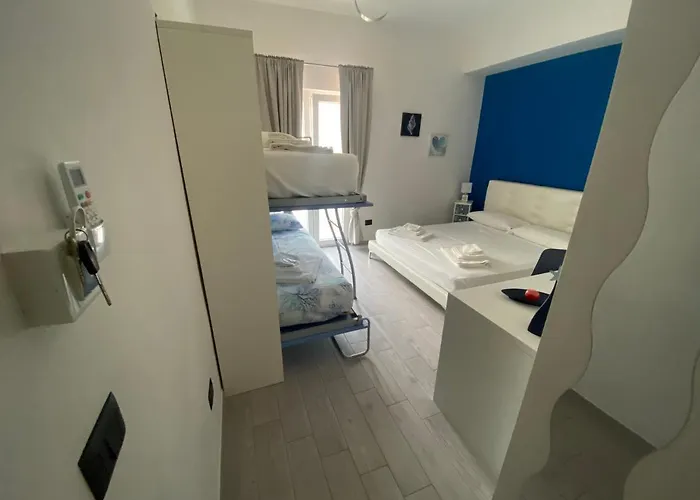 Alto Salento - Pool And Sun Bed & Breakfast 4*